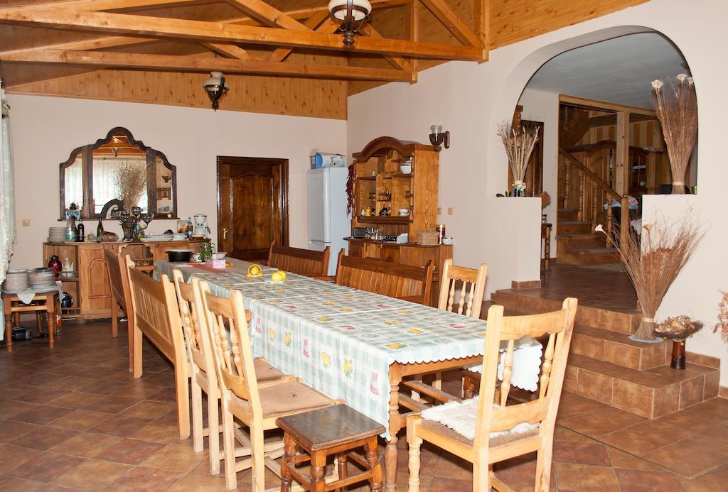 ホテルCasa Lidia Lepşa エクステリア 写真
